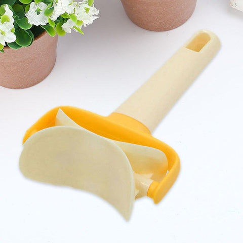 Image of Plastic Dumpling Pie Rolling Cutter - doctorlukeshop